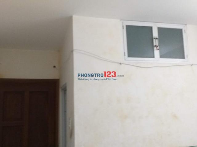 Phòng trọ 15m2 đường Trường Sa, phường 12 quận 3 tpHCM