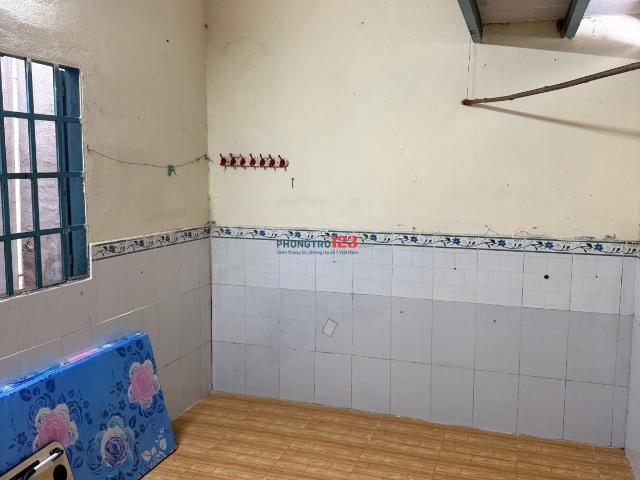 Phòng trọ 2 m2, lối đi riêng, rộng, sau TTTM Gigamall, an ninh, yên tĩnh