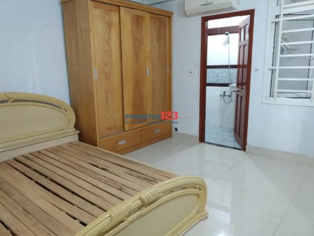 Phòng trọ trong nhà nguyên căn, đủ gường tủ, có bếp và sân thượng