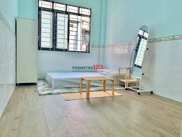 Phòng trọ FUll NỘI THẤT Quận 10 khúc gần vòng xoay dân chủ