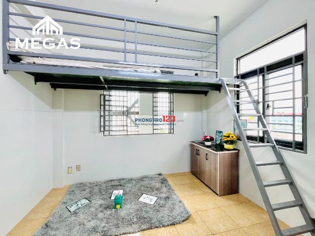 Phòng trọ mới xây, cửa sổ + bancol ngay chợ bà hom