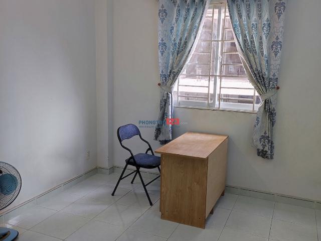 Phòng trọ đường Lý Thường Kiệt Q10, đối diện SVĐ Phú Thọ