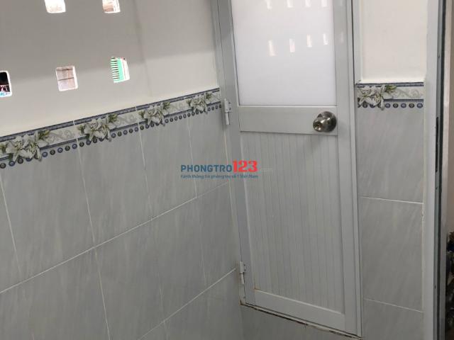 Phòng trọ nhỏ cho 1 nam thuê chung cư Lê Hồng Phong, quận 10