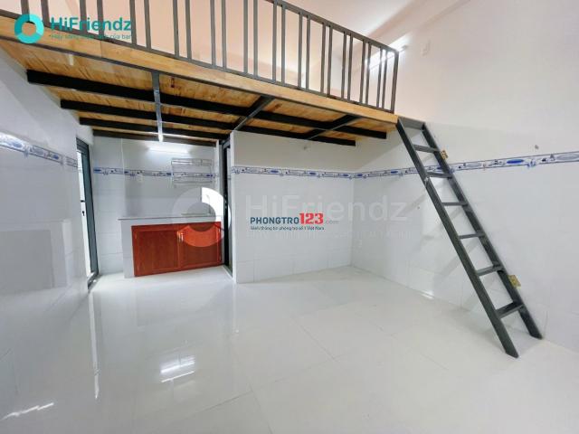 Phòng duplex ở liền ngay Lò Lu