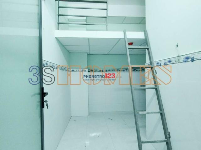 Phòng máy lạnh, gác lửng gần Nguyễn Sơn Kênh Nước Đen