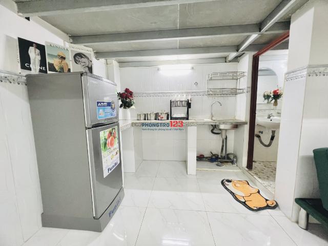 Phòng đẹp giá rẻ ngay trường chinh tân bình