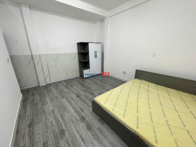 Phòng đẹp tầng trệt trung tâm quận 10