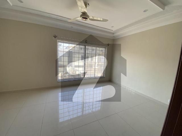 PHA Officer Residence Kuri Road Islamabad Brand New House For Rent 8 Marla PHAF Officers Residencia