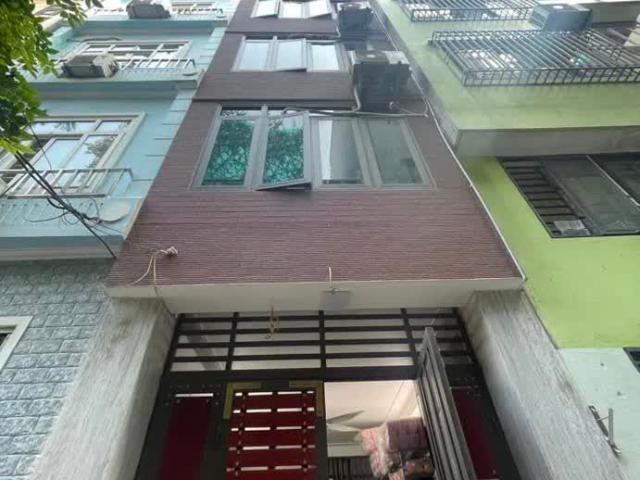 Phân Lô Oto Đỗ Cửa Ngõ Thông Muôn Ngả Xuân La 35m2 x 5 Tầng 2 Thoáng