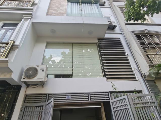 Phân lô ô tô Đức Giang Long Biên 12 tỷ 70m gần phố, ngõ thông