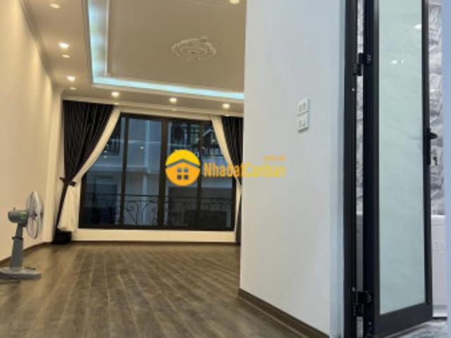 Phân lô ô tô láng hạ, kinh doanh, 10m ra phố, 7 tầng thang máy. Giá 16.5 tỷ