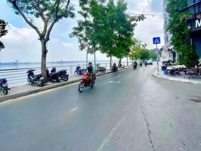 Phân lô Tây Hồ ô tô vào nhà 7 tầng thang máy full nội thất nhỉnh 17 tỷ