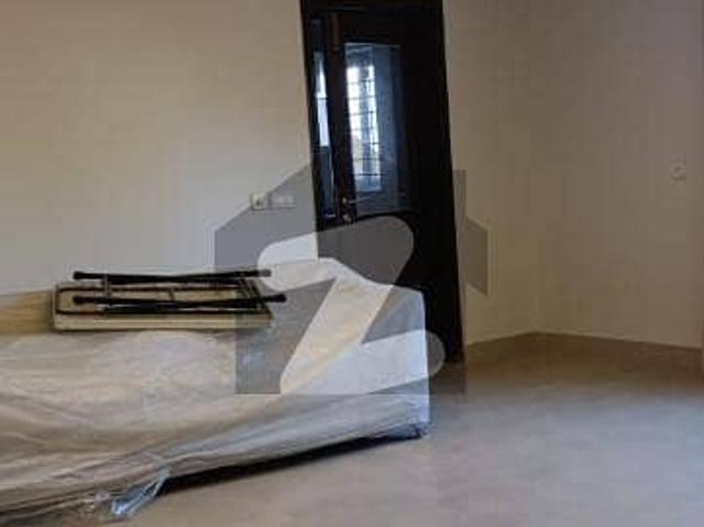 Phase 6 Kanal full House For Rent near Raya 7 bed full basement tile+wooden flooring Is Available