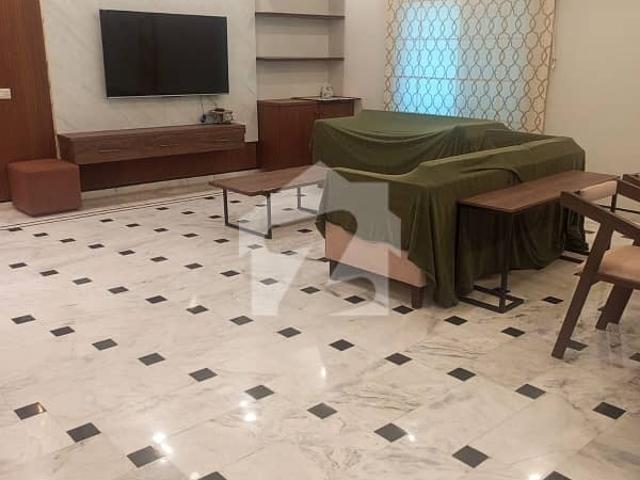 Phase 6 22 Street Off Muhfaiz 2+4 Bedroom Need And Clean Peaceful Location