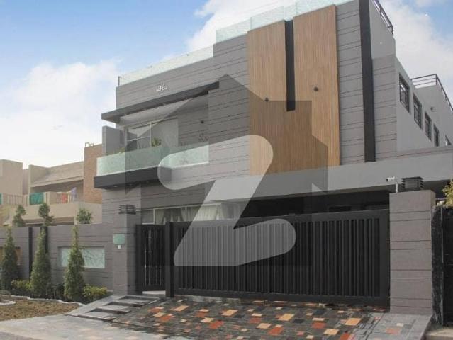 Phase 7 10 marla brand new fully maintained bungalow is available for sale