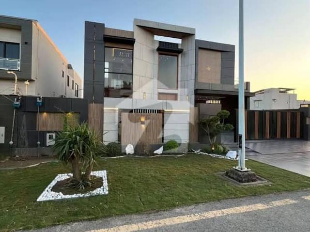 Phase 7 1 kanal brand new bungalow is available for sale