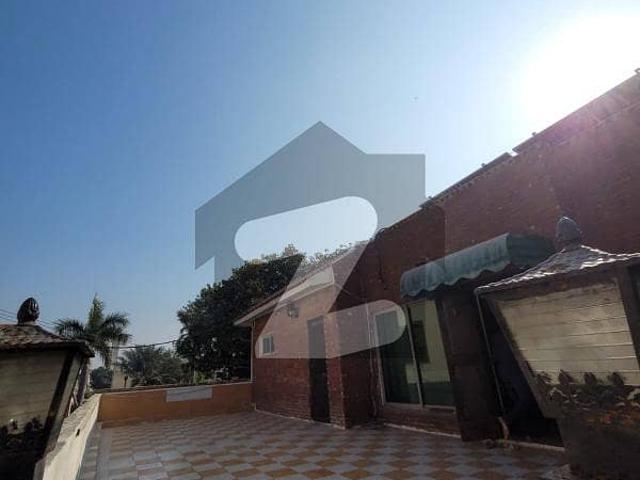 Phase 1 Kanal Upper Furnished Available For Rent 3 Bed Tvl Lounge Kitchen Store Demand 155