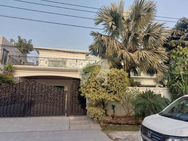 Phase 2 kanal full basement owner built 8 bed house for sale
