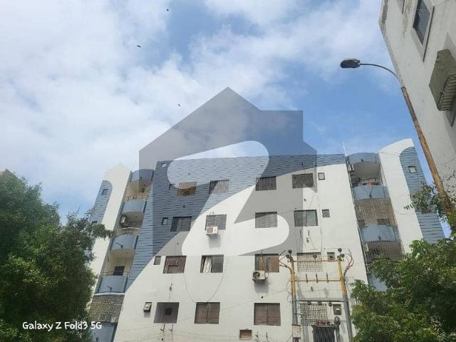 Phase Bukhari Commercial 4 Bed Apartment Available For Sale