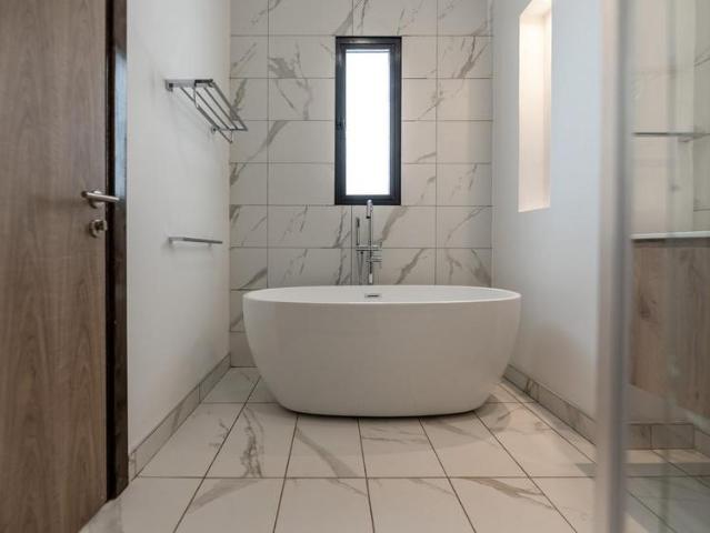 Phase II Premier Executive Apartments for sale in Rosslyn Area