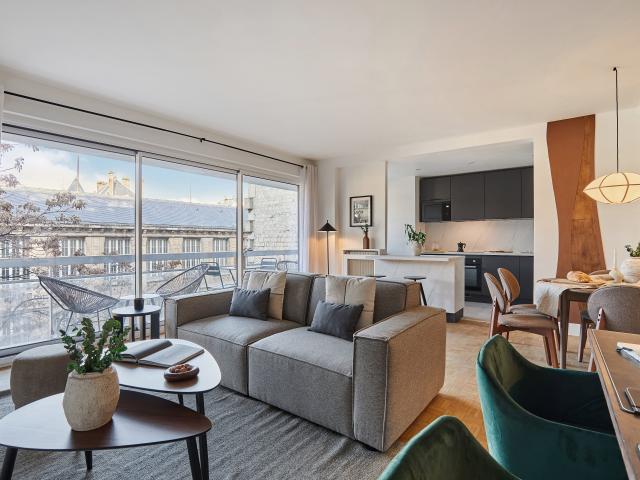 Pheme 3 bedrooms and balcony in Pasteur