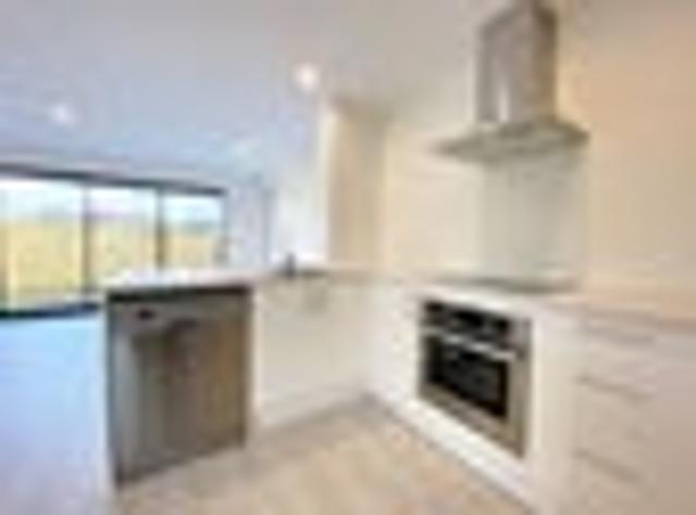 Phillipstown, 3 bedrooms, $580 pw