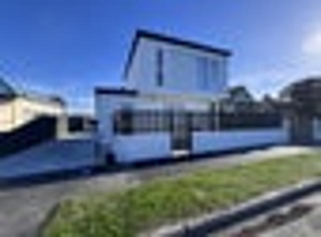 Phillipstown, 3 bedrooms, $620 pw