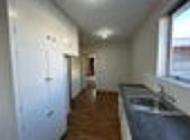 Phillipstown, 2 bedrooms, $440 pw