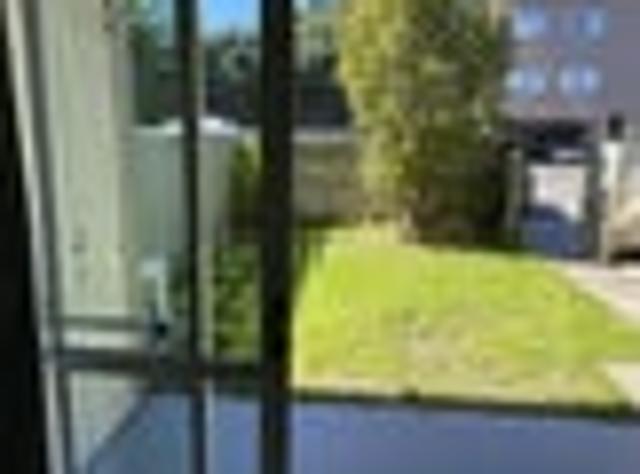 Phillipstown, 2 bedrooms, $450 pw