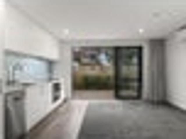 Phillipstown, 2 bedrooms, $520 pw