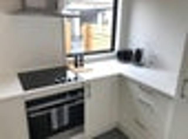 Phillipstown, 2 bedrooms, $570 pw