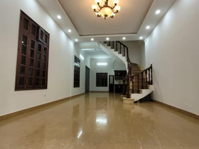 Phùng Chí Kiên P/lô Quân Đội Ô Tô Tránh, 2 Mặt Ngõ, Lô Góc 3 Thoáng, 78mx4t, 16.5 Tỷ
