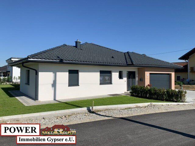 PI BAU baut für Sie einen Stilvollen Bungalow auf Ihrem Grundstück !