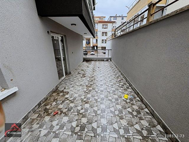 PİEMLAK'TAN KARAPÜRÇEK CADDESİN'DE YÜKSEK GİRİŞ