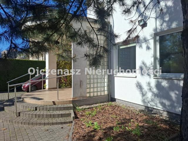 Piękna willa 180 m2 z dużą działką i fotowoltaiką