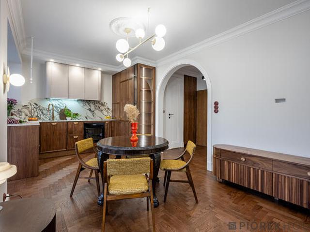 PIĘKNY NOWY apartament w odrestaurowanym budynku !