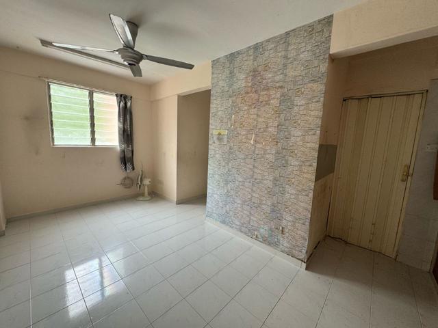 Pinang Emas Apartment Amazing Renovated Condition Partial Furnished