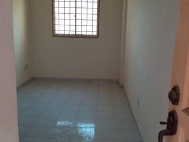 Pinang Emas Apartment New Unit Basic Kitchen Sales Below Market Value