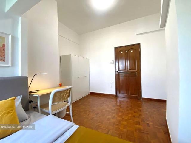 Pine Grove D21, Condominium