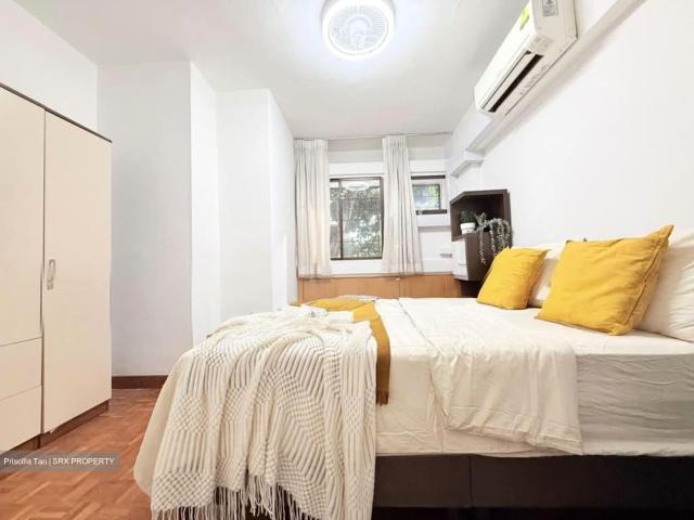 Pine Grove D21, Condominium