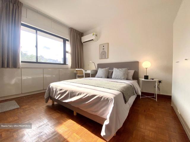Pine Grove D21, Condominium