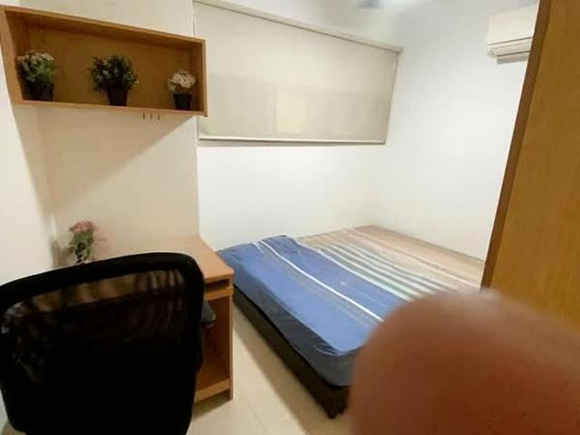Pine Grove D21, Condominium