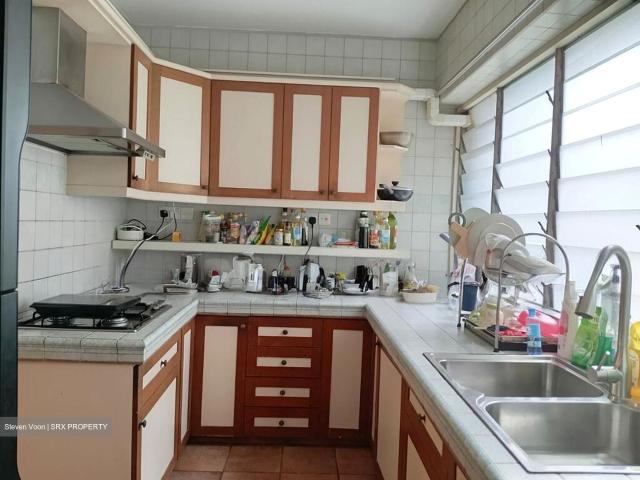 Pine Grove D21, Condominium