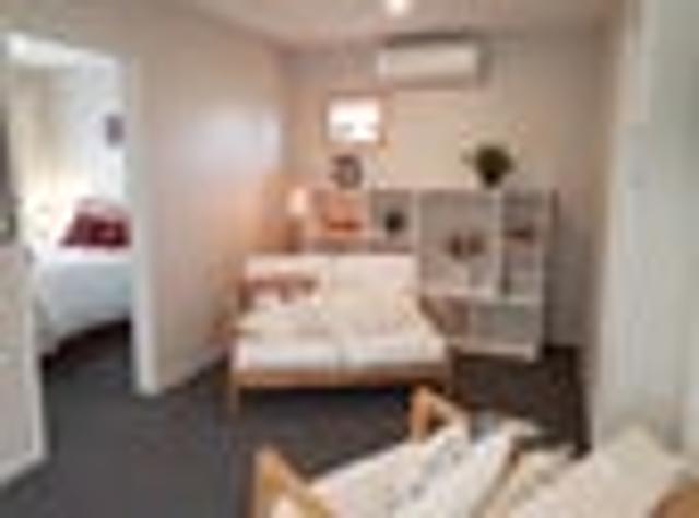 Pines Beach, 2 bedrooms, $495 pw