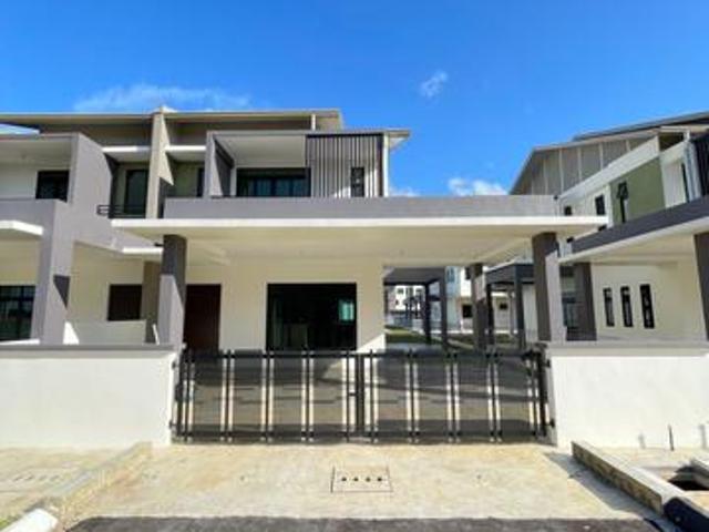 Pines Residence 84 DS Terrace Corner Gated Guarded