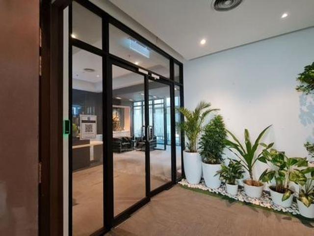 Pines Square Parade For Rent