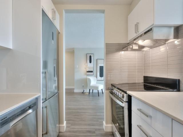 Pinewood Heights Studio Apartment for Rent at 838 Pinewood Cres, Ottawa, ON K2B 8B7 Queensway Terrace North