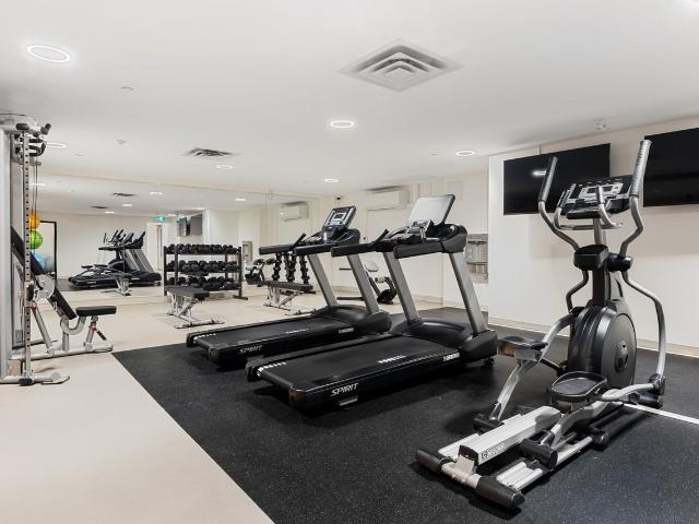 Pinewood Heights 1 Bedroom Apartment for Rent at 838 Pinewood Cres, Ottawa, ON K2B 8B7 Queensway Terrace North