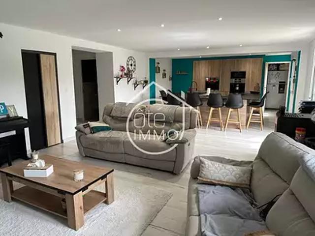 Pineuilh 33220 Achat / Vente maison 9 pièces t9 piscine