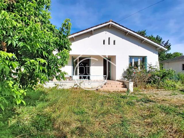 PINEUILH: Villa plain pied à rénover 124 m² 3 chambres jard. 124m² Pineuilh
